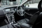 Volvo V40 D4 Inscription 2016 года (UK)
